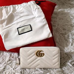 Women's Gucci wallet